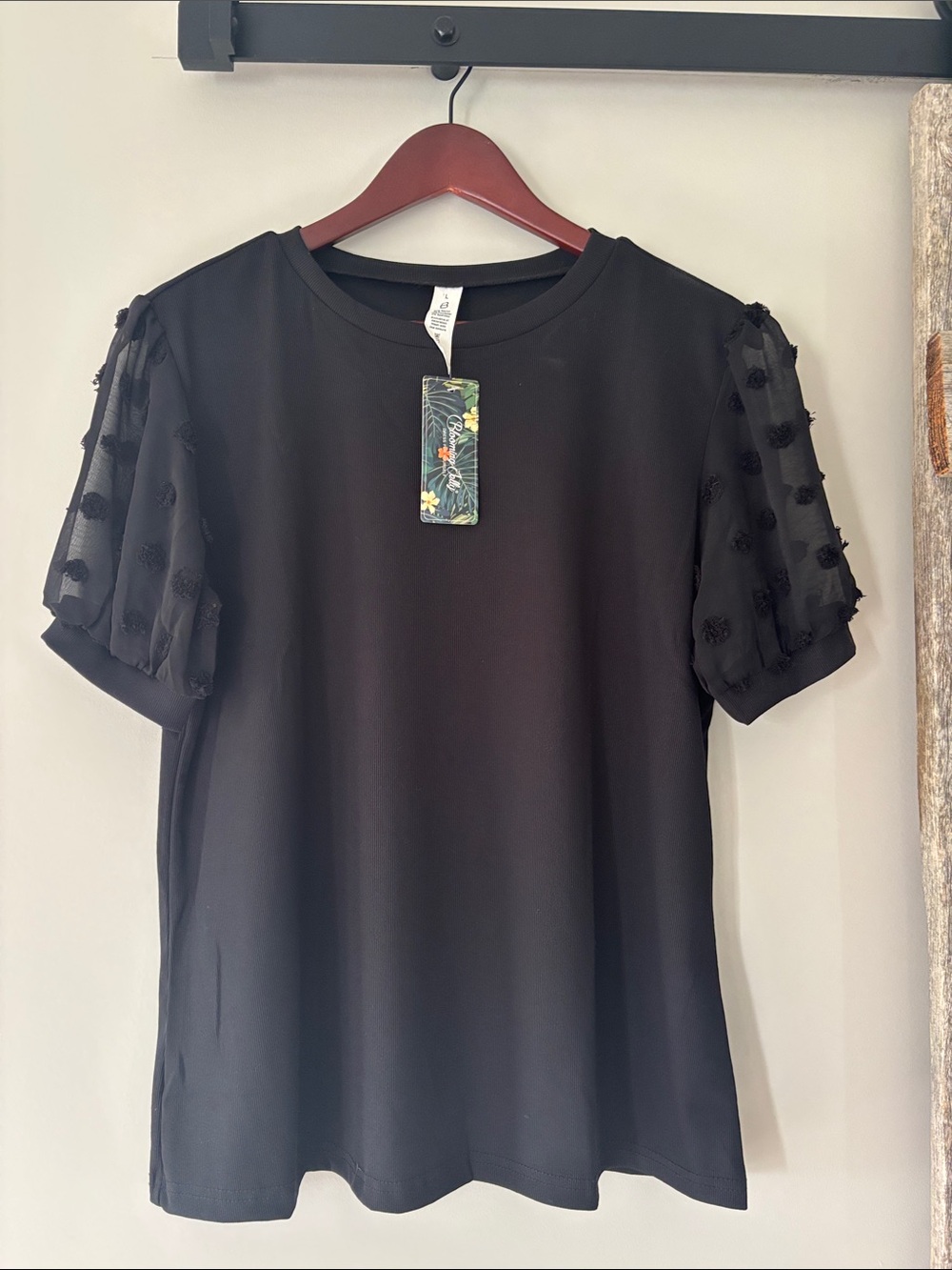 Women's NWT Black Short Sleeve Top with Dotted Puff Sleeves size large